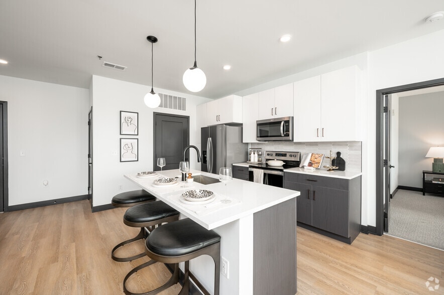 Monon - 2BR, 2BA - 1,252SF - Kitchen - Hobbs Station