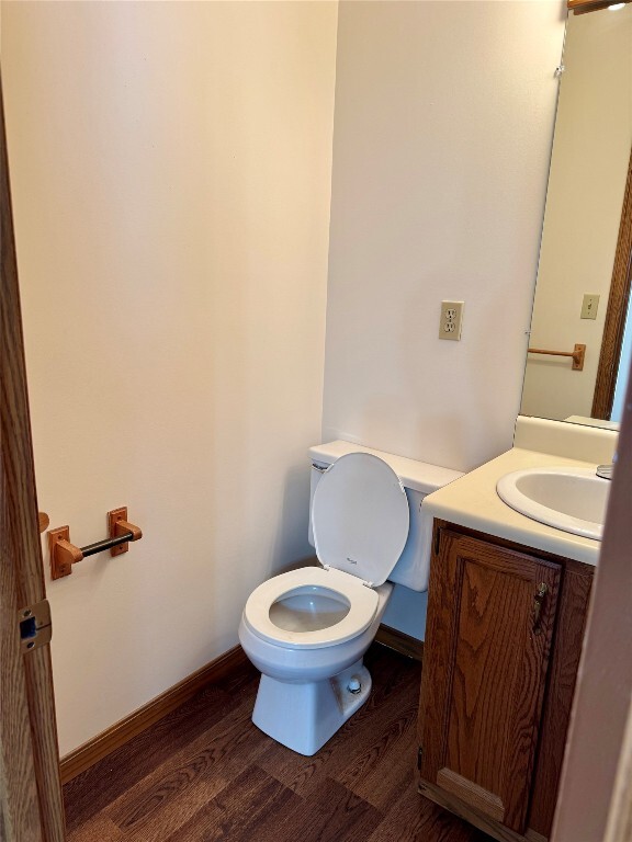 Building Photo - 4024 Canterbury Dr