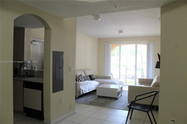 Building Photo - 6340 NW 114th Ave