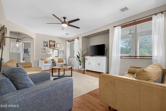 Building Photo - 5419 W Tether Trail