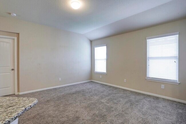 Building Photo - 3015 McDonough Way