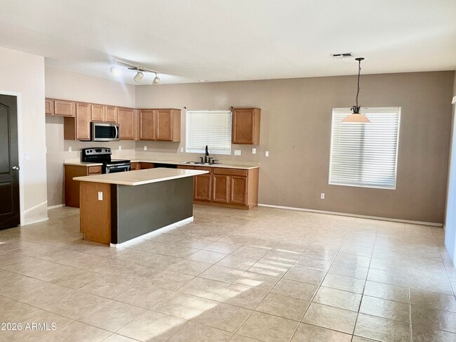 Building Photo - 17456 W Ashley Dr