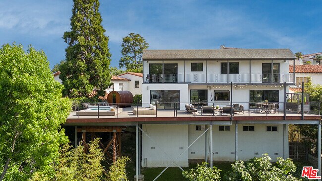 Building Photo - 3360 Ley Dr