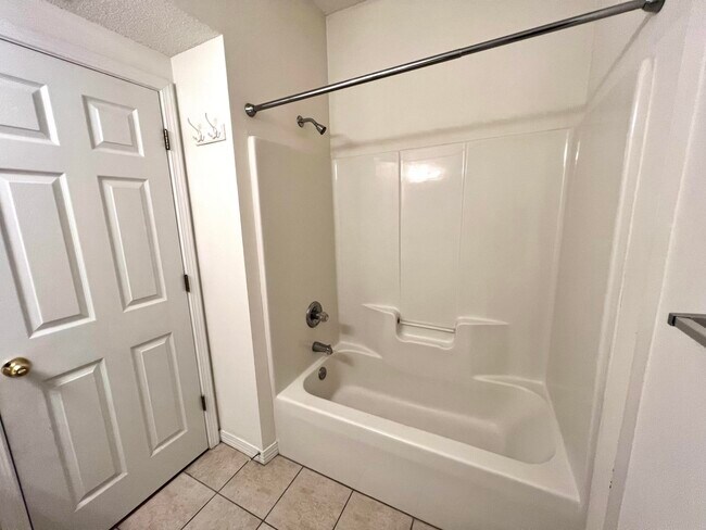 Building Photo - 1501 Partin Dr N