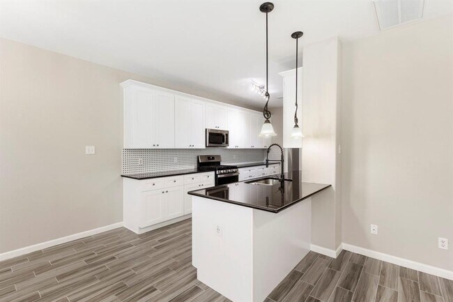 Building Photo - 79 Blue Creek Pl