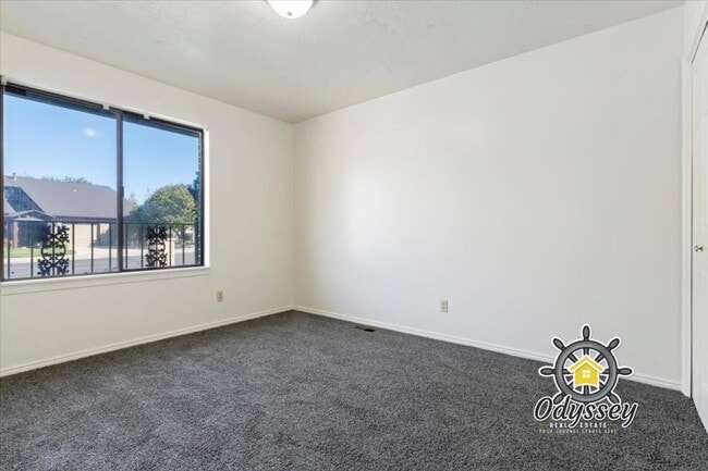 Building Photo - 1502 Greenfield Ave
