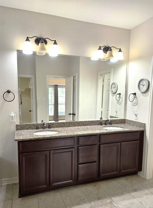 Building Photo - 19831 Hamlet Shadow Ln