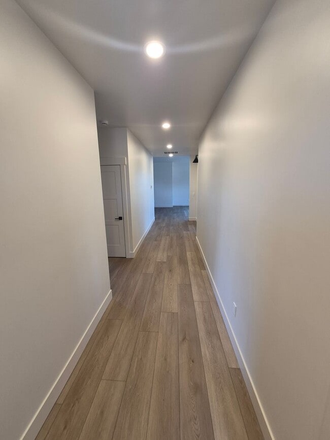 Building Photo - 3783 SW 47th St
