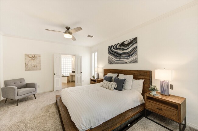 Building Photo - 13515 N Tracewood Bend
