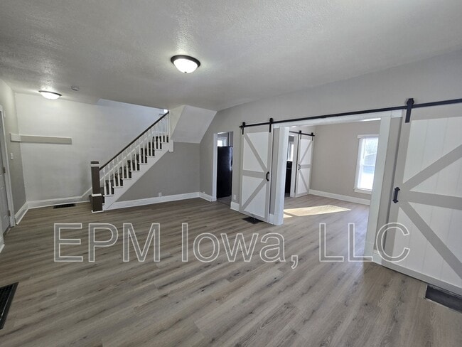 Building Photo - 827 Dawson St