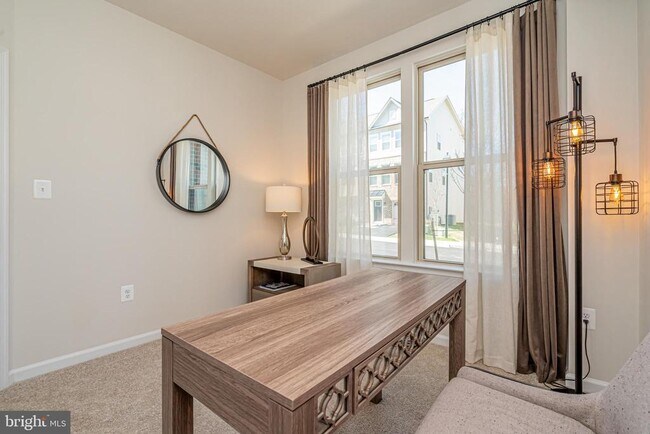 Building Photo - 3929 Small Roundtop Rd