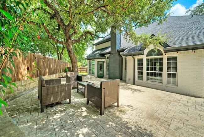 Building Photo - 3002 Barton Point Cir