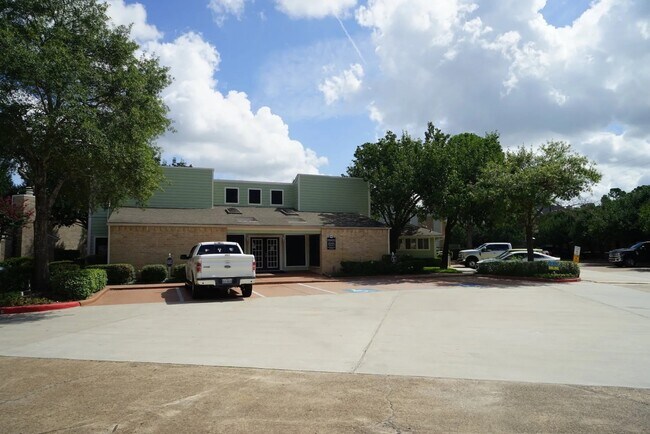 Building Photo - 16700 Kuykendahl Rd