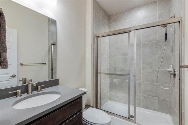 Building Photo - 842 Stonehill Ln