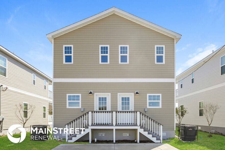 Building Photo - 3137 4th Ave S