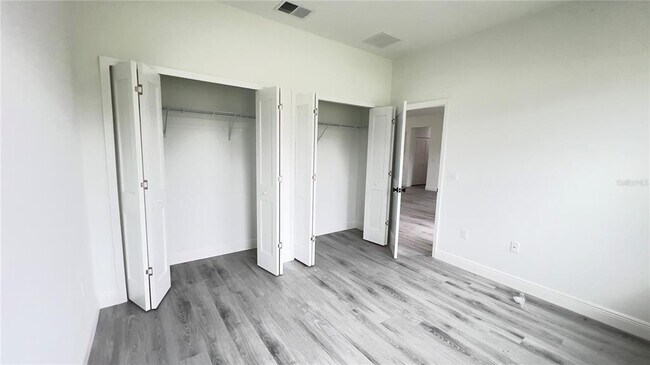 Building Photo - 16734 SW 18th Avenue Rd