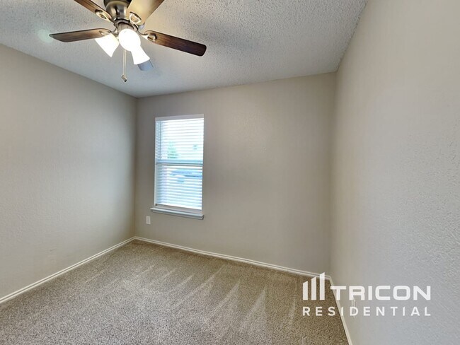 Building Photo - 6621 Swainson Trail