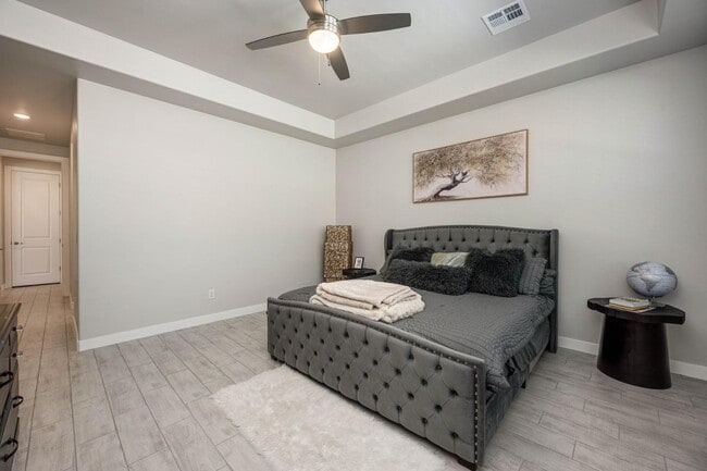 Building Photo - 3865 Jericho St