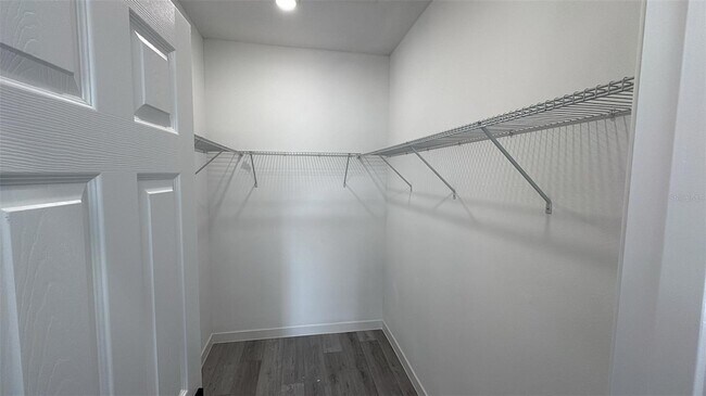 Building Photo - 835 Colville Dr