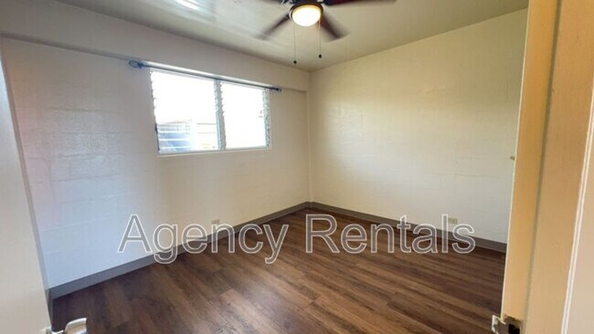 Building Photo - 1438 Liliha St