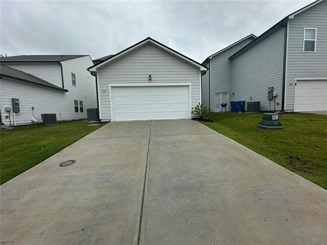 Building Photo - 114 Feeney St