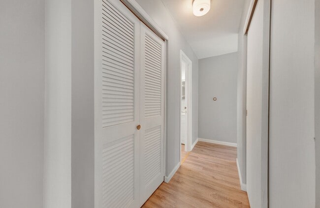 Building Photo - 3 bedroom, 1 bathroom house FOR RENT NOW!