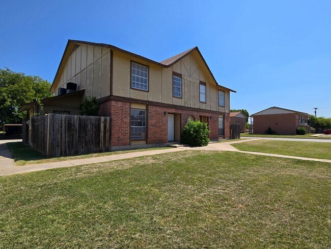 Building Photo - SECTION 8/HUD ACCEPTED - COMING SOON!!!