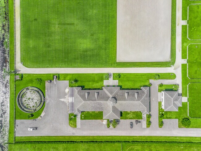 Building Photo - 5181 Lasso Wy