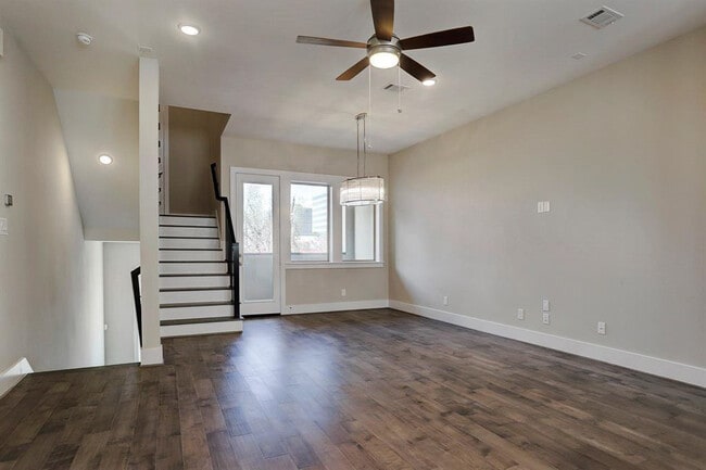 Building Photo - 2643 Fountain Key Blvd