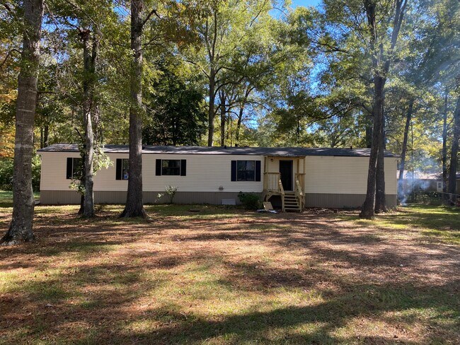 Building Photo - 573 Trails End
