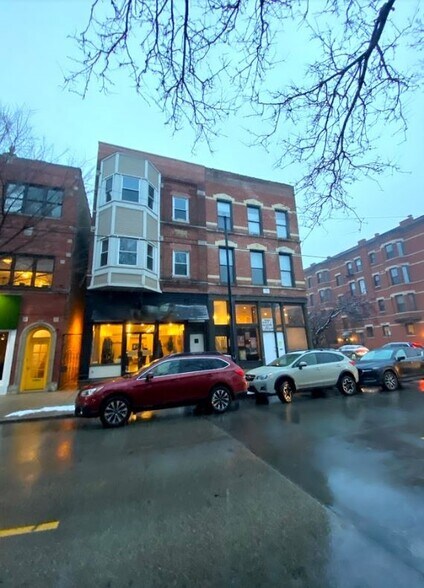 Primary Photo - 1123 W Webster Ave