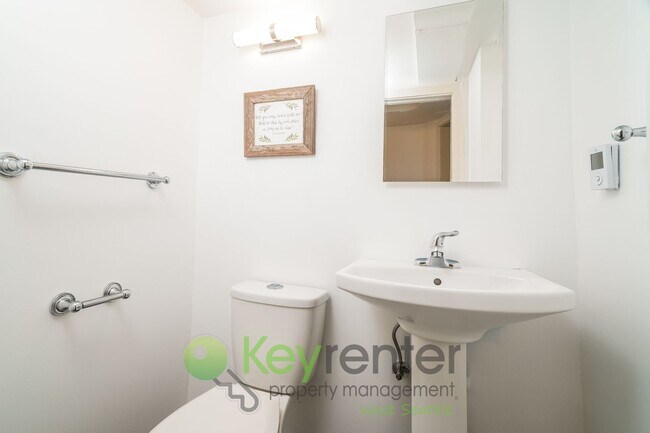 Building Photo - Your West Seattle Retreat – Hot Tub, Firep...