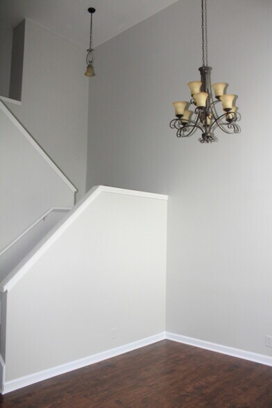 Chandelier - 1049 Stones Throw Dr NW