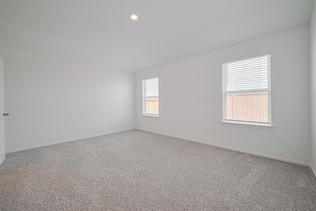 Building Photo - 4207 Zeke Ests Ln
