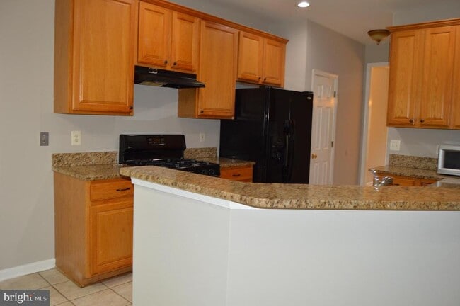 Building Photo - 4016 Timber Oak Trl