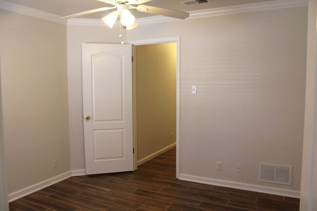Building Photo - RENOVATED 3-BEDROOM IN REDLAND RANCH, NORT...