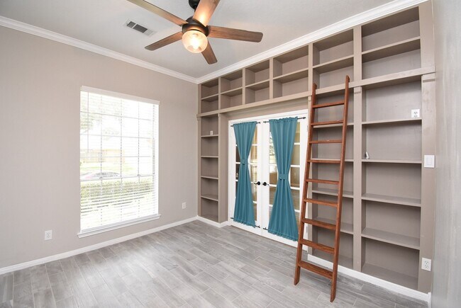 Building Photo - 23122 Beech Canyon Dr