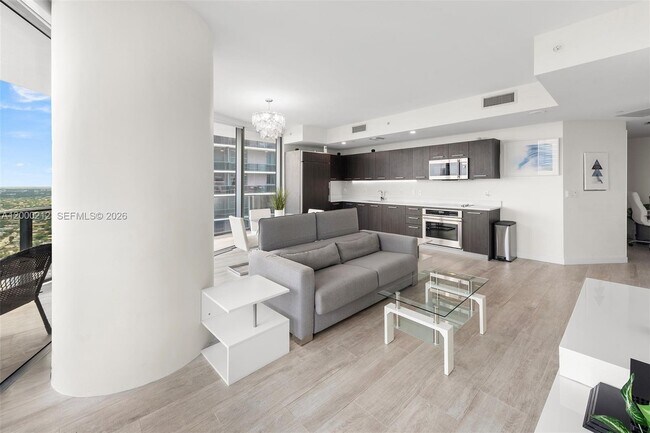 Building Photo - 45 SW 9th St