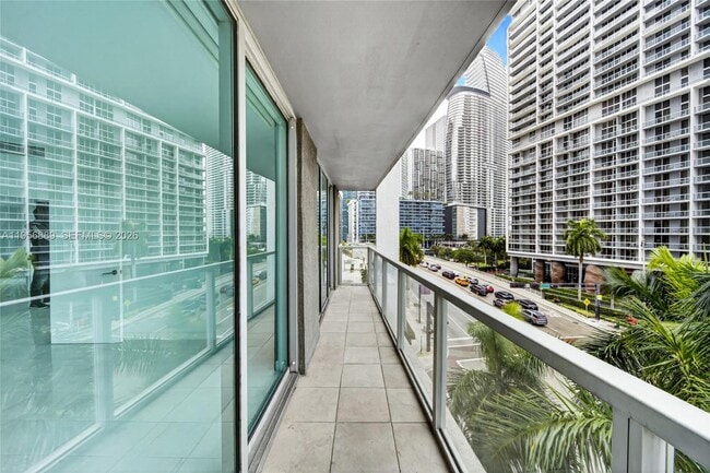 Building Photo - 500 Brickell Ave