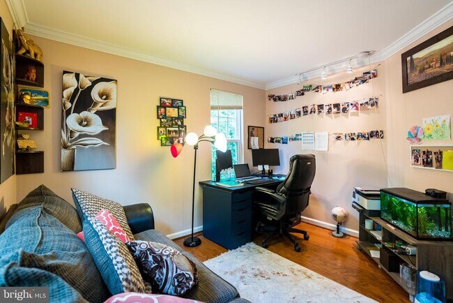 Building Photo - 7855 Port Capital Dr