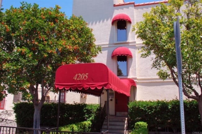 Building Photo - 4205 Ohio St