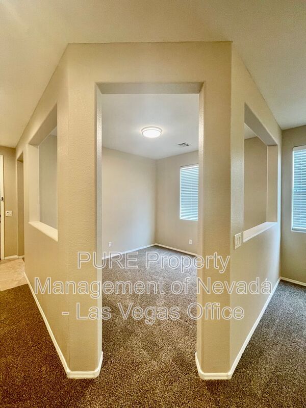 Building Photo - 10445 Orchard Ladge St