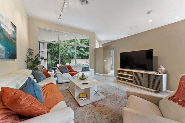 Building Photo - 155 Sunset Bay Dr