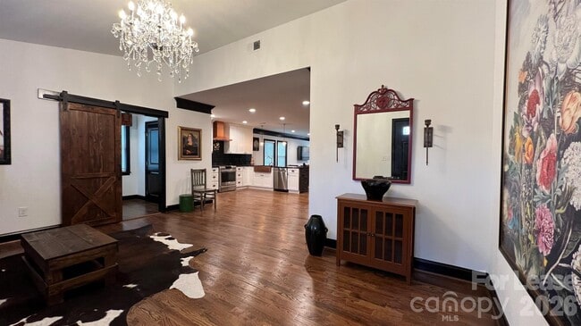 Building Photo - 2301 Remount Rd