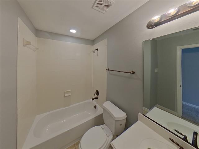 Building Photo - 2107 Parkvista Ct