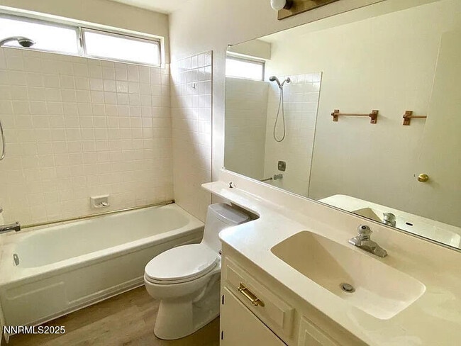 Building Photo - 2890 Waterfield Dr