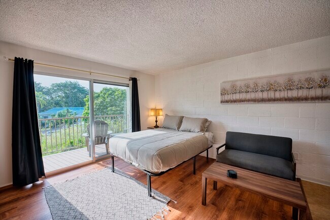 Building Photo - 355 Kalanianaole St