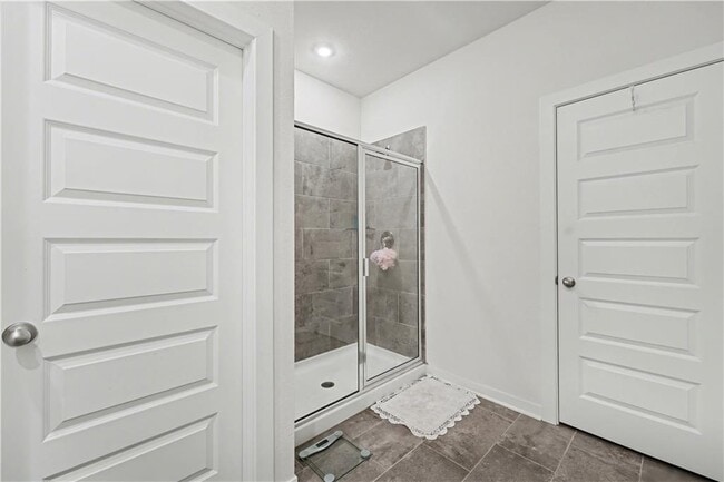 Building Photo - 4885 W Triangle St