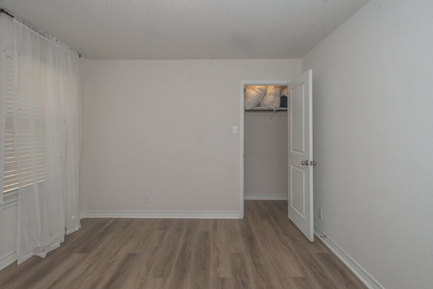 Building Photo - 14059 Coquina Blfs
