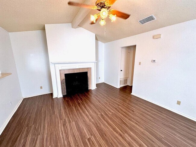Building Photo - 531 Cutty Trail